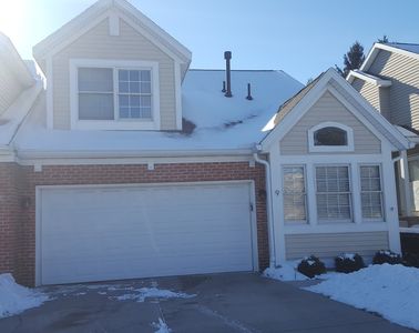 311 S Towanda Ave APT 9, Normal, IL, 61761