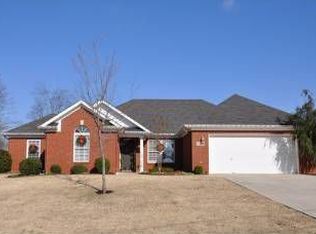 204 Tara Leigh Dr, Huntsville, AL 35811