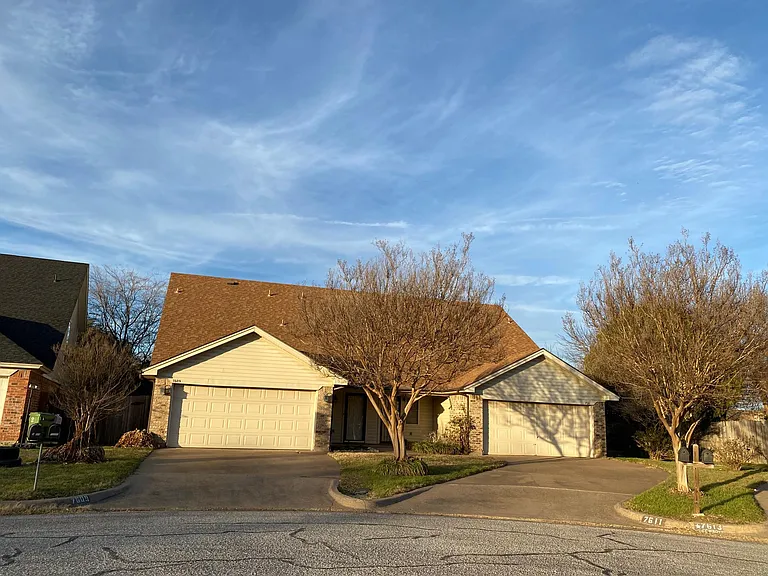 7609 April Ct — Photo 12
