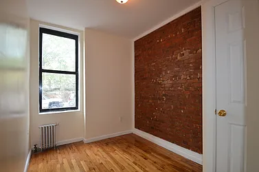 Rented by CITY SKYLINE REALTY INC