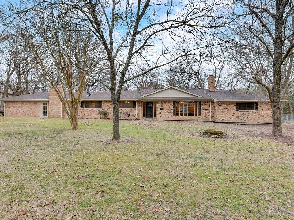 1st image of 236 Coushatta Dr
