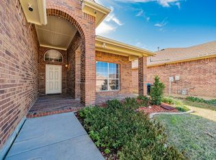 2408 Priscella Dr, Fort Worth, TX 76131