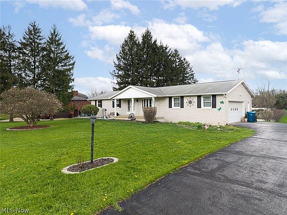 3rd image of 2903 Northview Rd