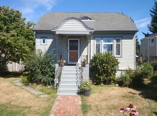 6052 38th Ave SW, Seattle, WA 98126