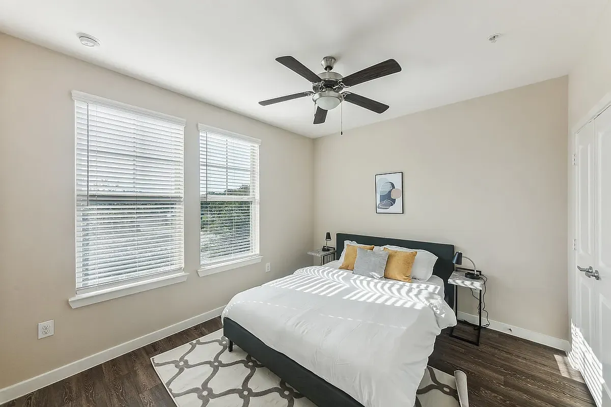Smart Living on Cullen Apartment Homes — Photo 1