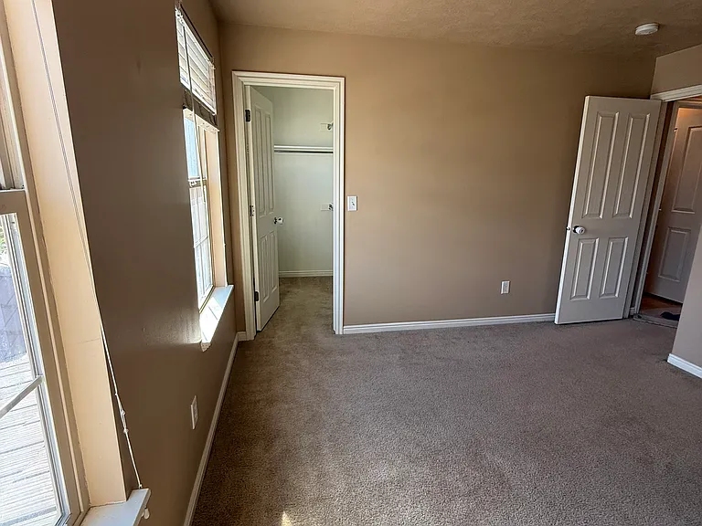 Upstairs 2nd Bedroom