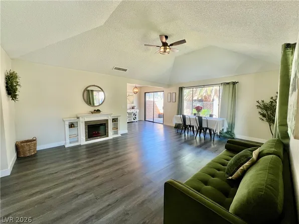 301 Misty Isle Ln Unit A, Las Vegas, NV 89107