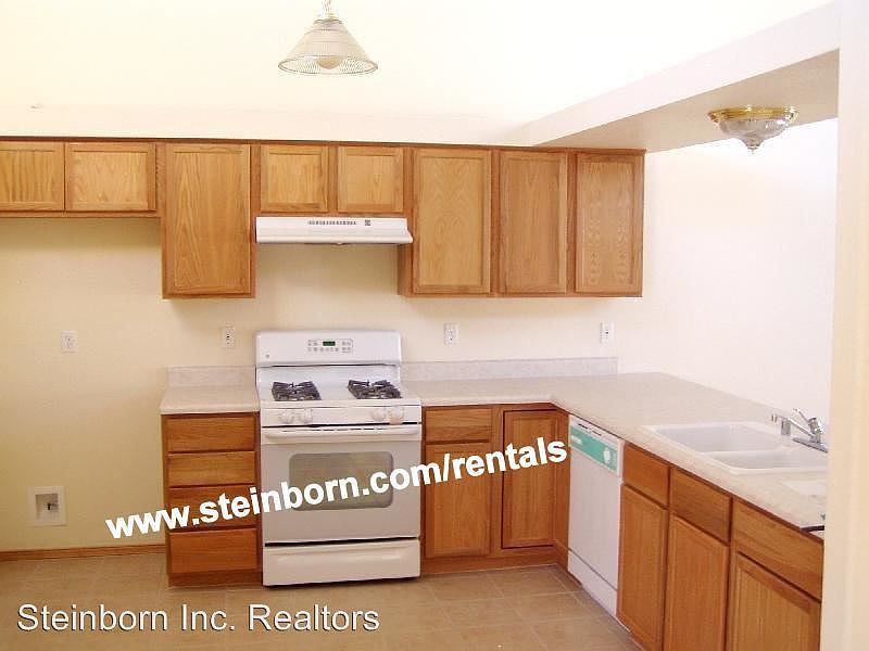2nd image of 2194 Virginia Pine Pl #6