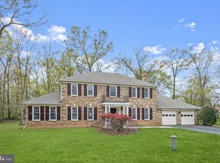 26 Butternut Way, Sterling, VA 20164