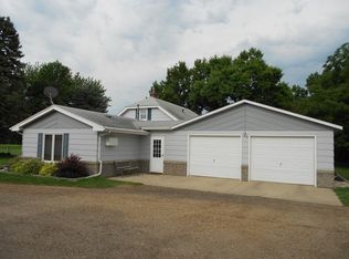 57296 740th St, Jackson, MN 56143