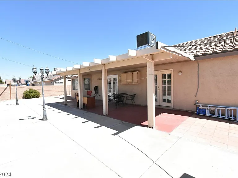 4820 Patterson Ave — Photo 27