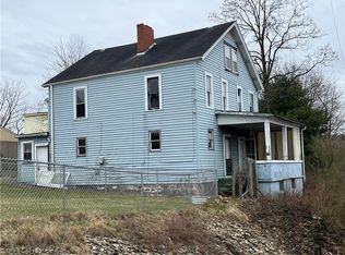 516-518 Brinton Ave, Pitcairn, PA