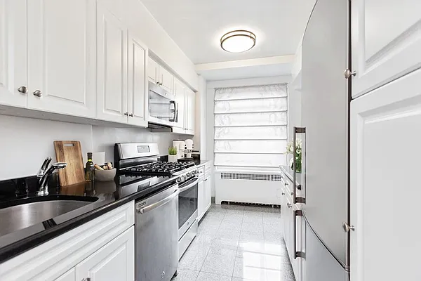 Rented by Central Park South Associates | media 13