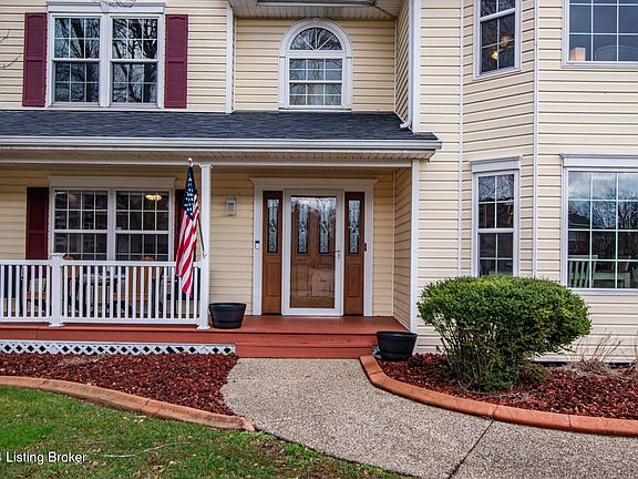 2nd image of 537 Saint Andrews Dr
