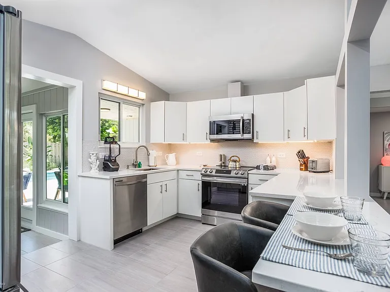 7412 Starfish Dr — Photo 12