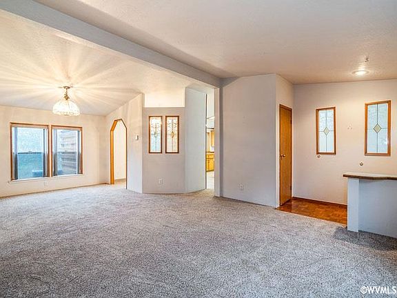 5th image of 3145 Senecal Creek Dr