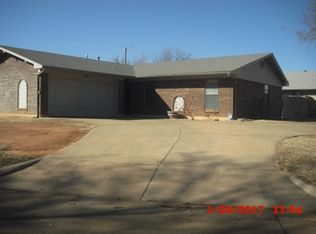 721 37th St, Woodward, OK 73801