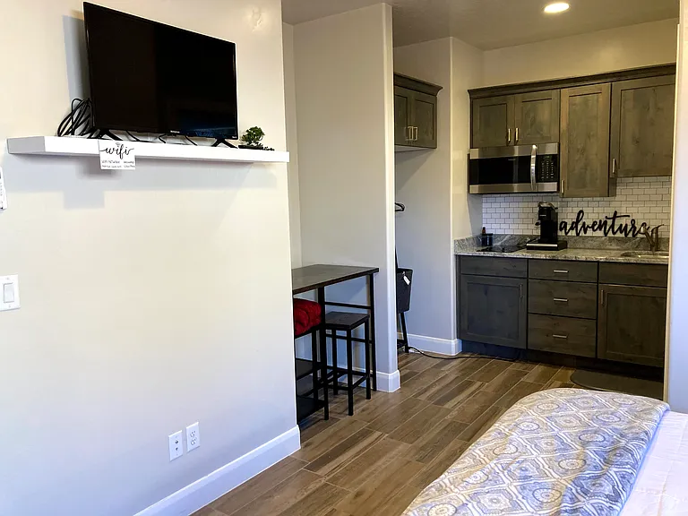 3509 W 150 N #B — Photo 5