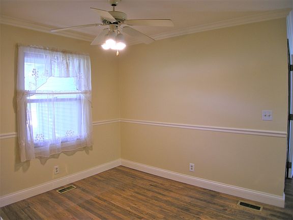 4th image of 312 Wellington Dr