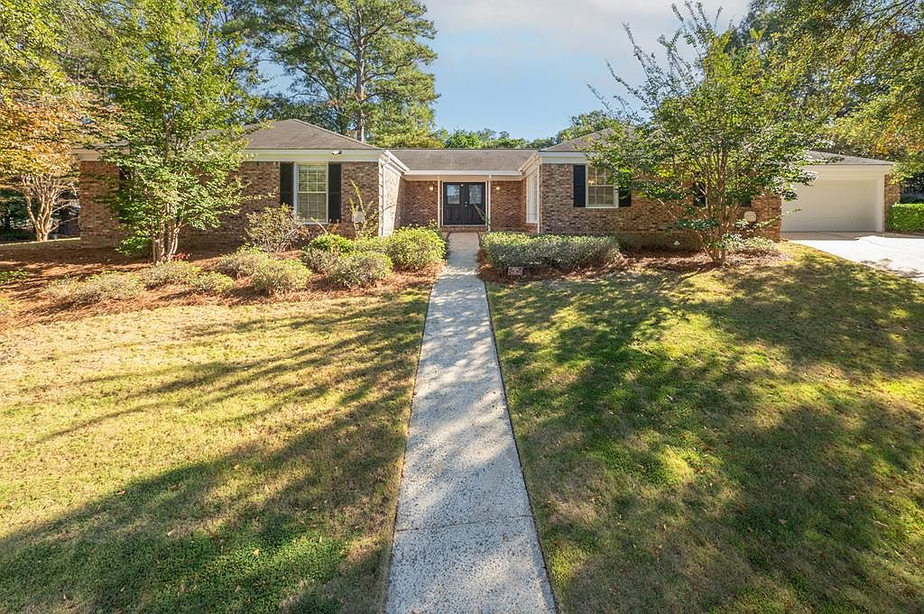 house on the hill トップス　ボトムス　80 6138 Seaton Dr, Columbus, GA 31909 | Zillow