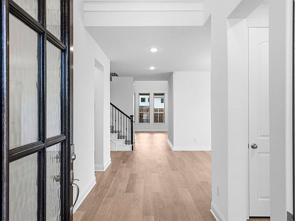 7th image of this home