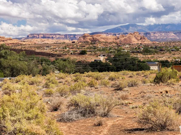2061 Starbuck Ln, Moab, UT 84532