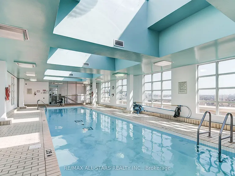 155 Dalhousie St #827 — Photo 35