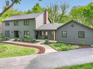 672 Lookout Ct, Naperville, IL 60540
