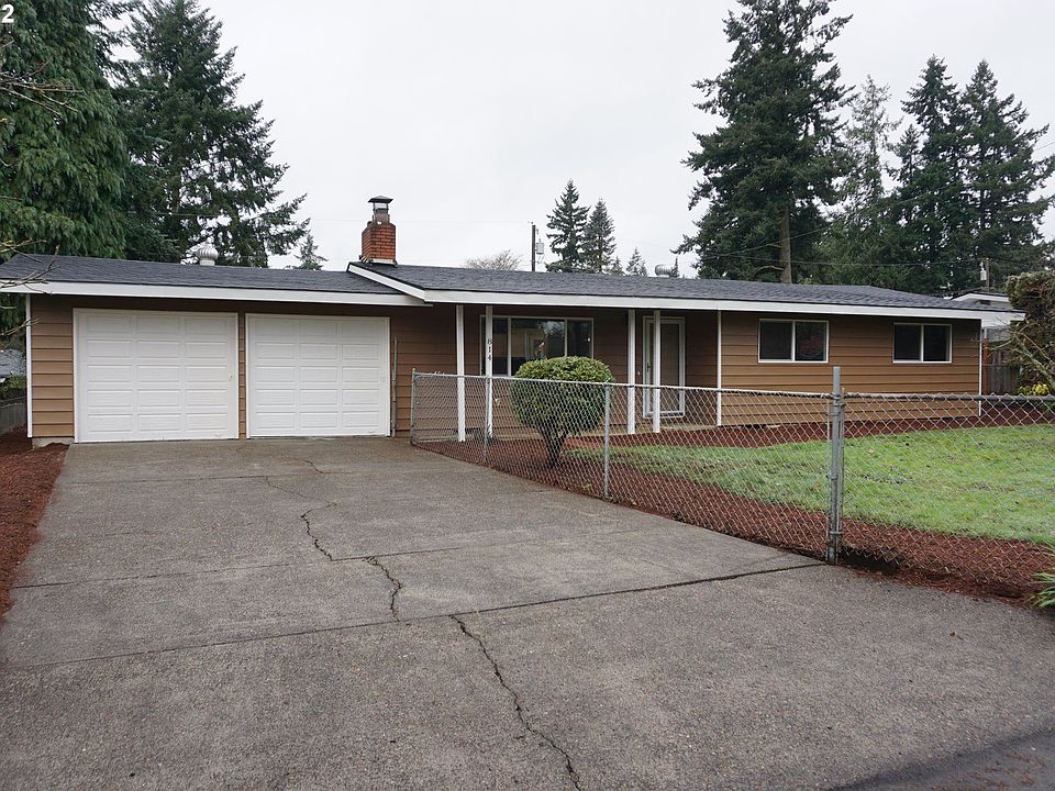 1st image of 814 SE 105th Ave