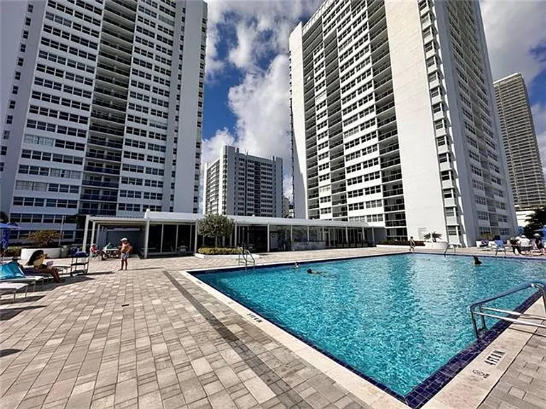 1880 S Ocean Dr #TS705 — Photo 43