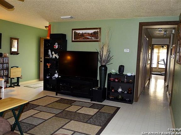 5th image of 14130 Edge Point Dr