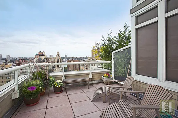 Rented by Halstead Real Estate | media 29