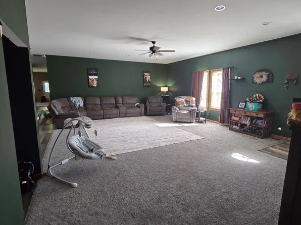 323 W Union St, West Union, IL 62477