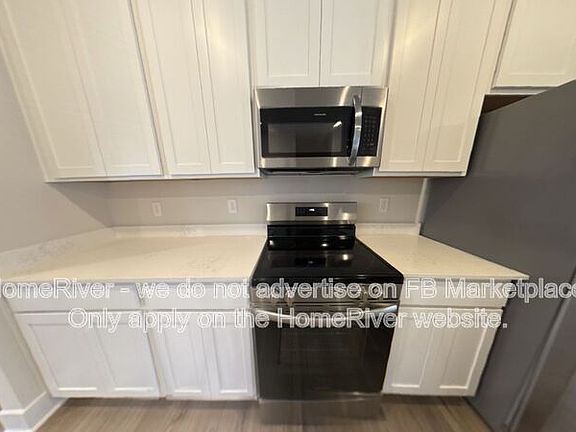 5th image of 1217 Loch Ness Ln