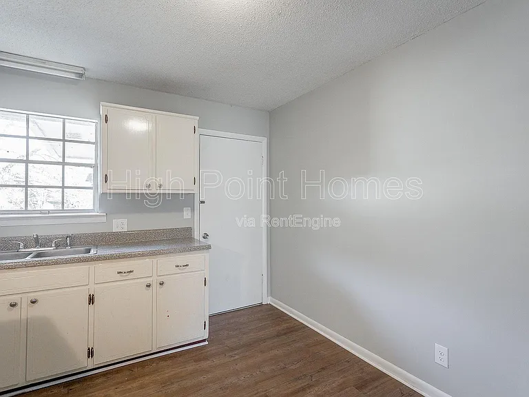 125 Swafford Rd #B — Photo 5