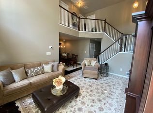 19 Clark Ct, Basking Ridge, NJ 07920