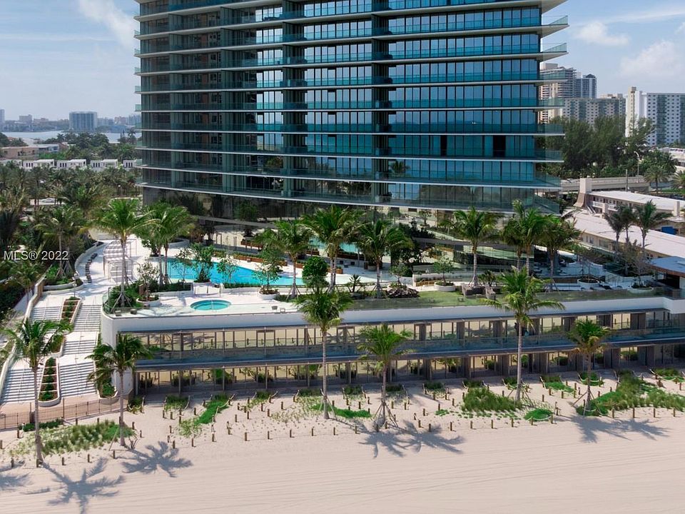 Resort-style living on the most beautiful and prestigios white sand beach of Miami #luxuryrealestate