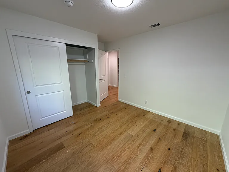 1260 Evans Ct — Photo 13