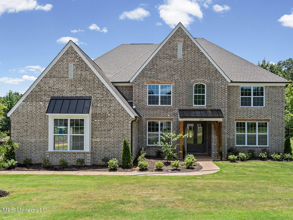 1st image of 1215 Courtlynn Dr