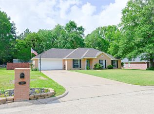 197 Hunters Glen Dr, Lufkin, TX 75904