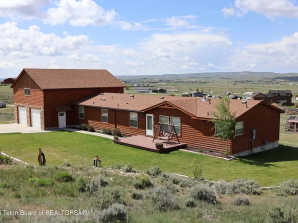 25 Vixen Cir, Pinedale, WY 82941