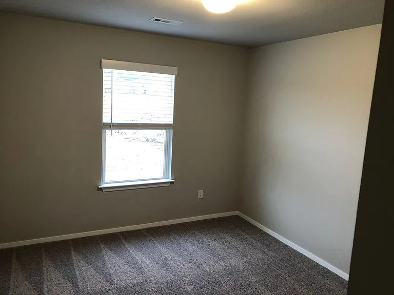 921 E Egret Rd — Photo 15