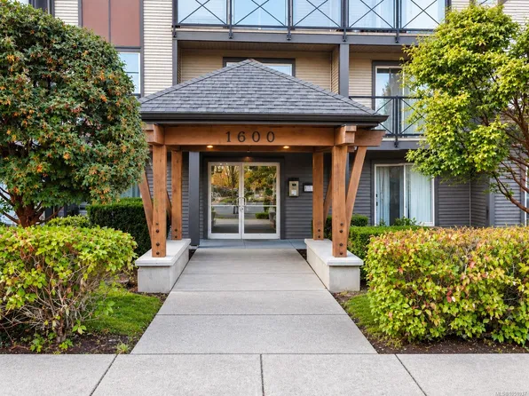 1600 Caspers Way #101, Nanaimo, BC V9S 1K1