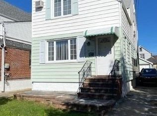 9035 210th Pl, Queens Village, NY 11428
