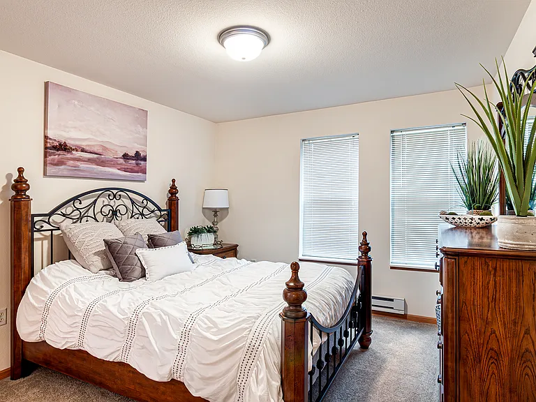 Hickory Pointe — Photo 16