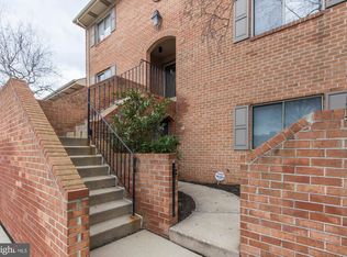 50 Woodside Rd APT 17, Ardmore, PA 19003