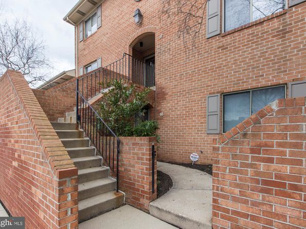 50 Woodside Rd APT 17