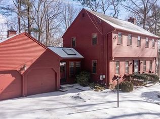 54 Ledgewood Dr, Danvers, MA 01923