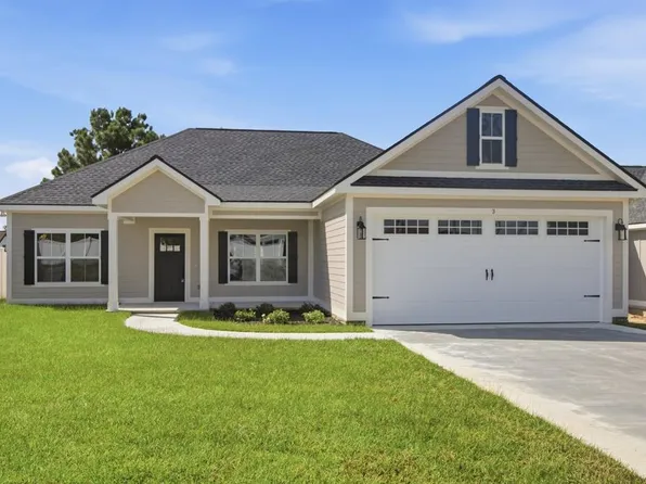 3 Quail Ct SE, Moultrie, GA 31788