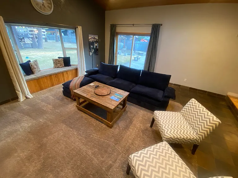 60135 Cinder Butte Rd — Photo 9